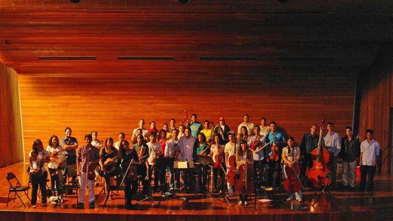 Orquesta Sinfónica Universitaria “Carlos Raúl Villanueva Orquesta Sinfónica Universitaria “Carlos Raúl Villanueva
