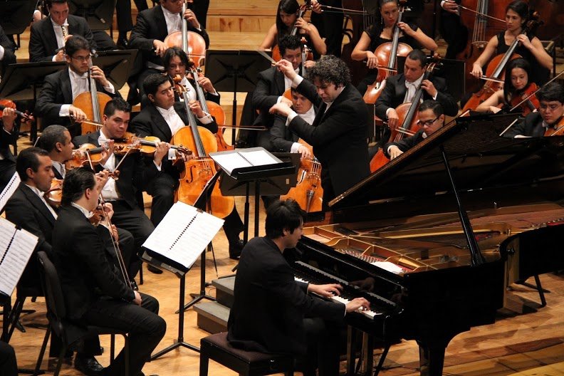 Gustavo Dudamel y Lang Lang en Caracas