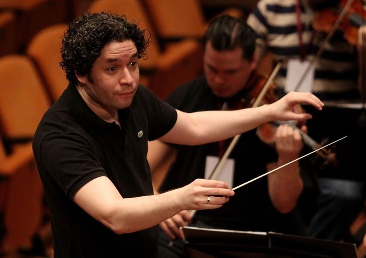 Dudamel Gustavo Dudamel "convertir la cultura en un derecho ciudadano".