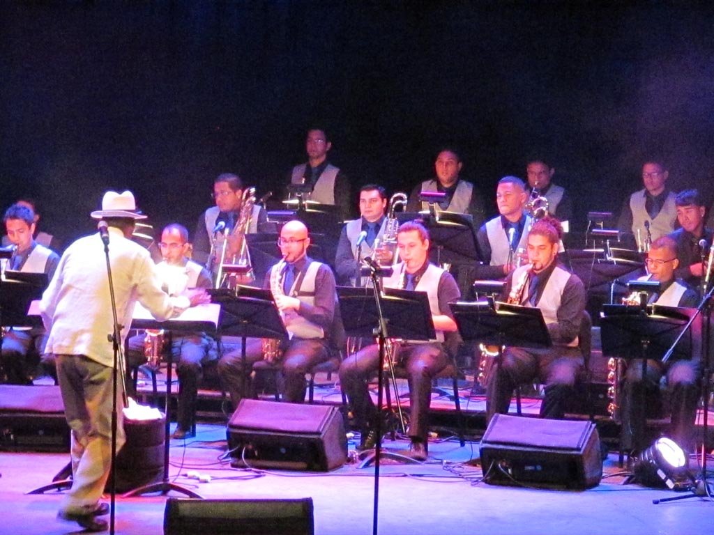Orquesta Latino Caribeña Simón Bolívar