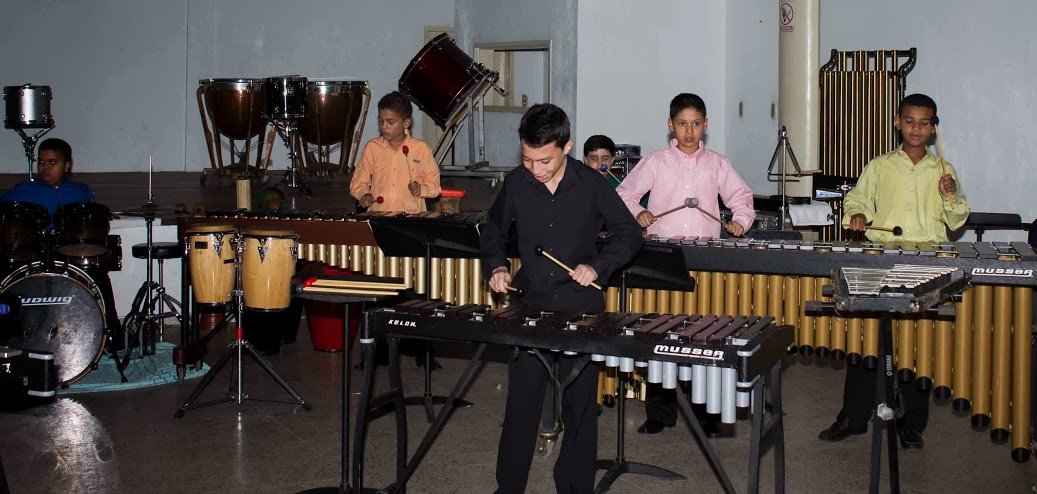 Ensamble de Percusión de Los Llanos En plena muestra musical en El Tigre.