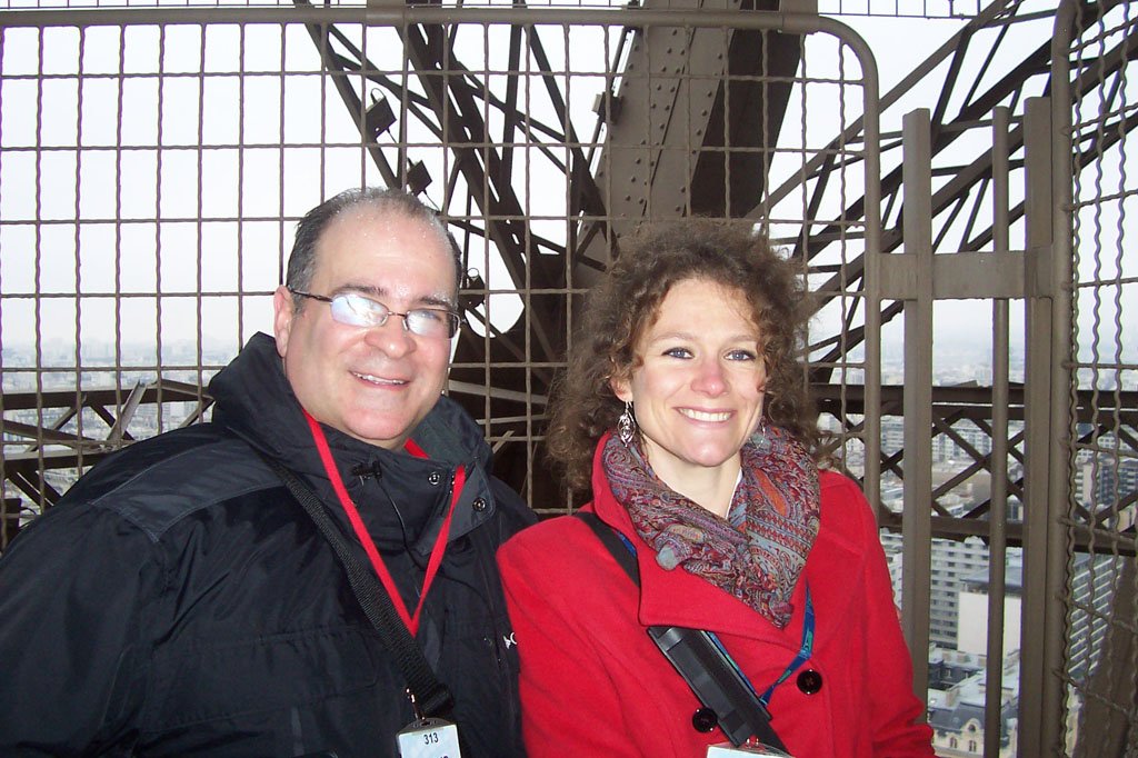 JAN-8-PIX-AT-EIFFEL-TOWER-009