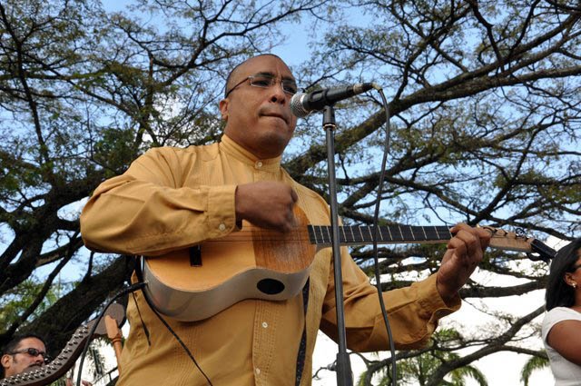 Aquiles Báez Oscar Lista
