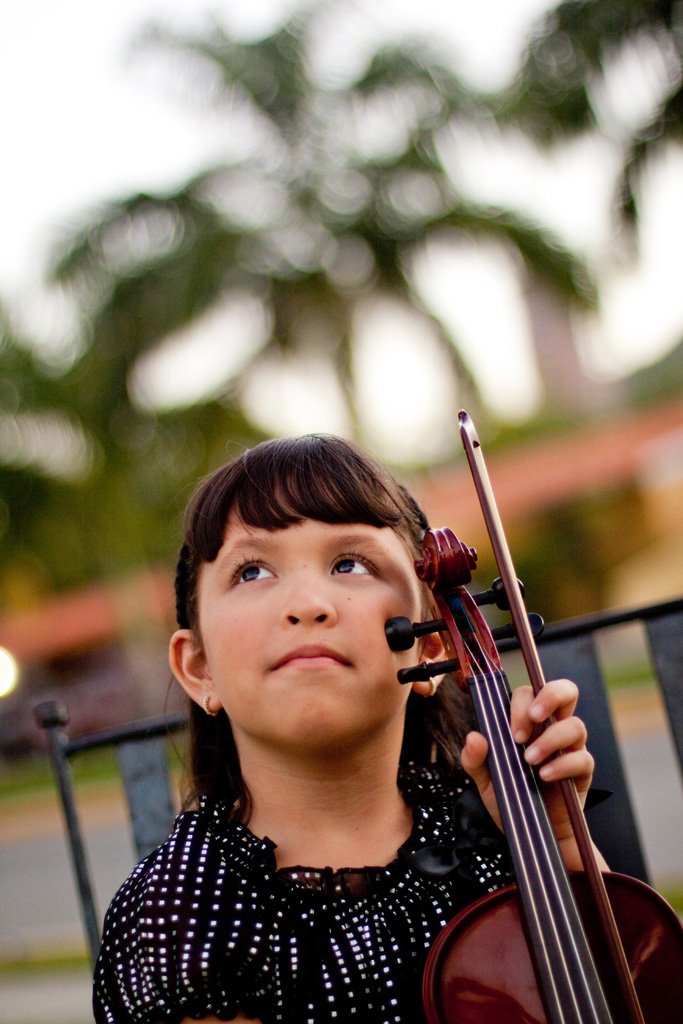 Valeria Sarmiento Valeria Sarmiento