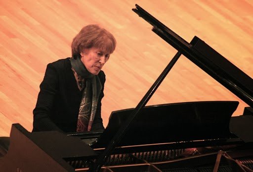 Piano Monique Duphil es una de las pianistas más sobresalientes a nivel mundial