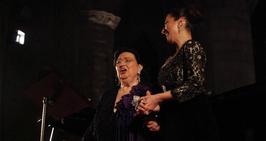 Montserrat Caballé canta en Santa Maria del Mar en el concierto 'Voces para la Esperanza', para recaudar fondos para la investigación del cáncer Xavier Gómez 