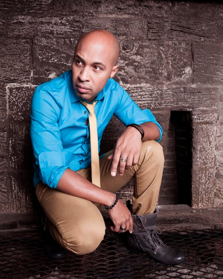 Percusionista Robert Vílera