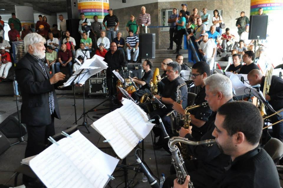 Teresa Carreño Big Band de las Américas conducido por el Maestro Ángelo Pagliuca