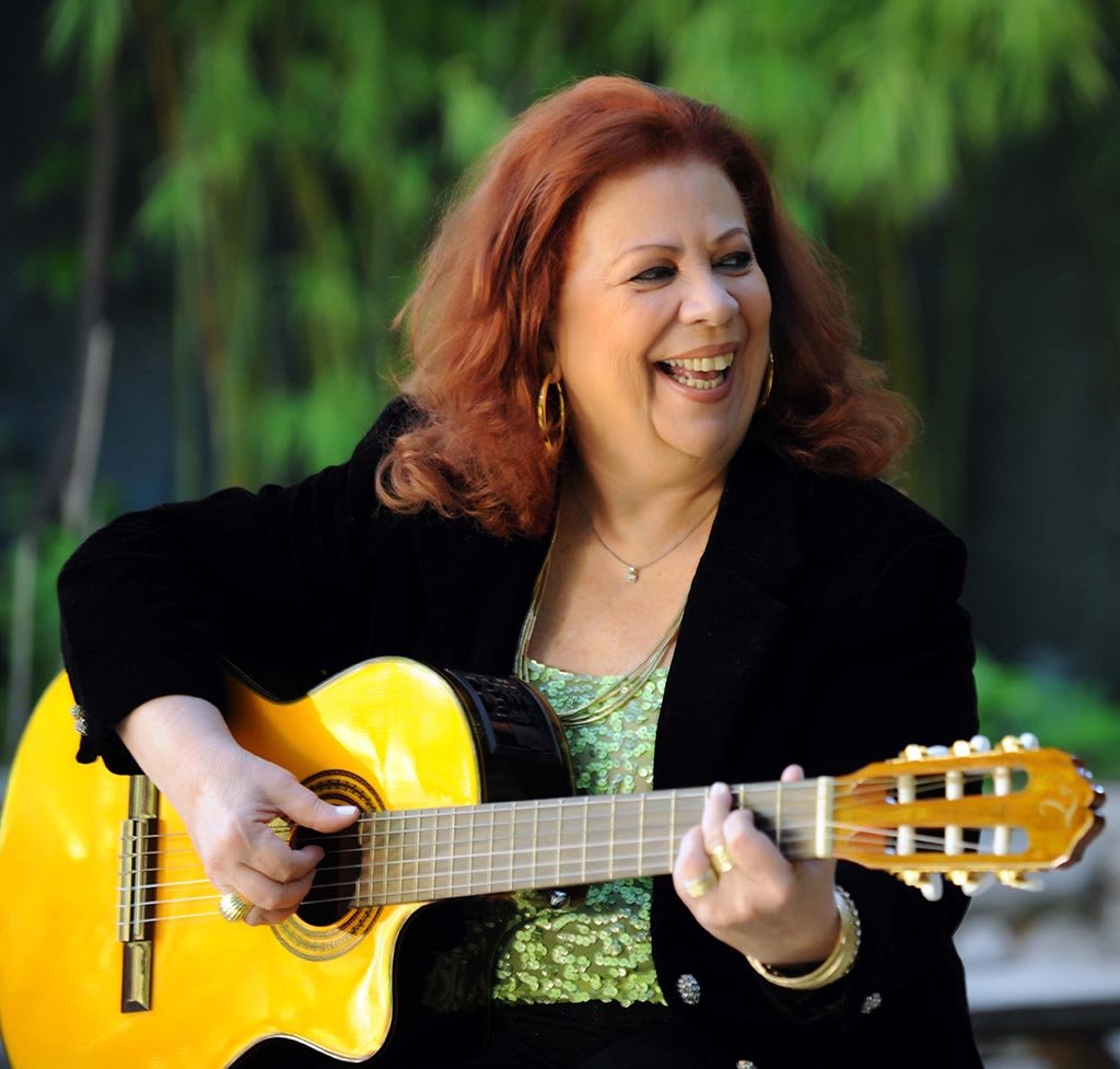Beth Carvalho Beth Carvalho: La voz que llegó a Marte