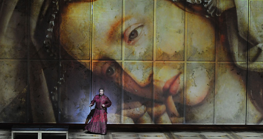 Plácido Domingo, durante los ensayos de «Il trovatore», en Salzburgo