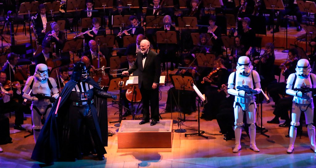 Gustavo Dudamel John Williams es homenajeado por Gustavo Dudamel y Darth Vader (VIDEO)