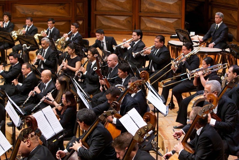 Sala José Félix Ribas El concierto contará con la presentación solista del chelista José David Márquez quien actuará junto a su orquesta matriz, la Sinfónica Simón Bolívar, ambos bajo la dirección del maestro Alfredo Rugeles
