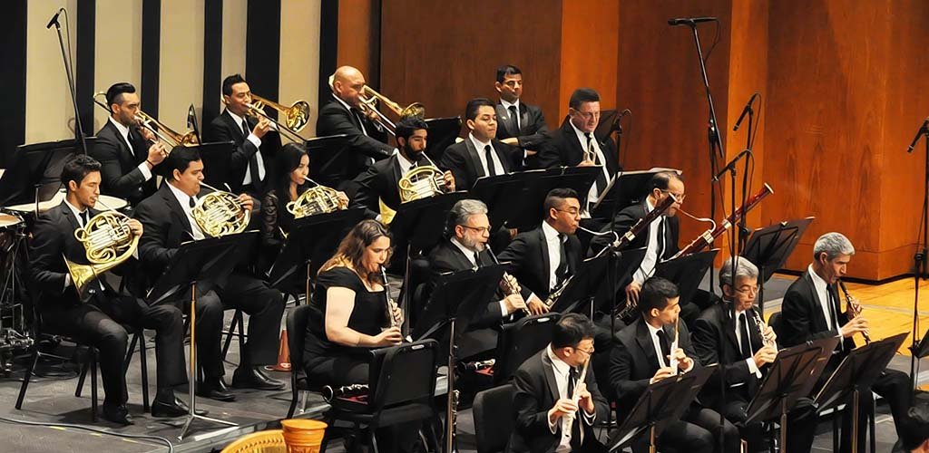 sinfónica de venezuela Orquesta Sinfónica de Venezuela, concierto aniversario bajo la batuta de Carlos Riazuelo