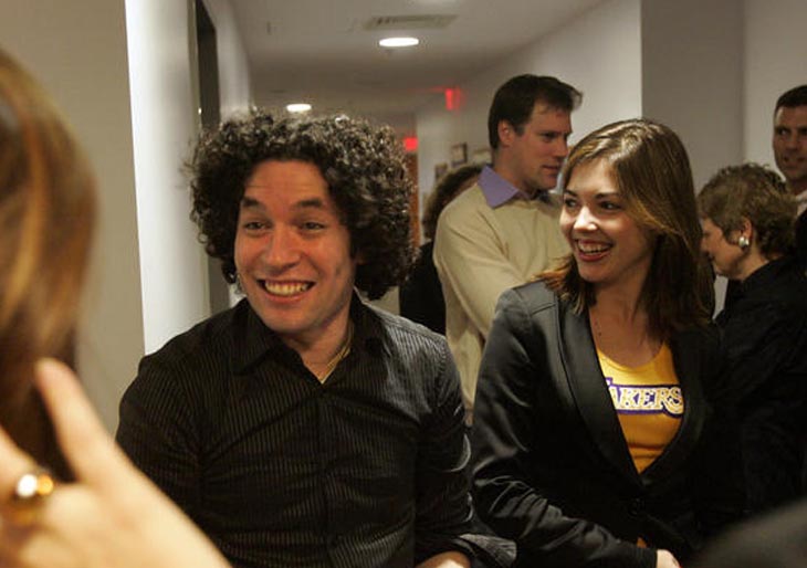 Gustavo Dudamel y Eloisa Maturén en el 2008. (Lawrence K. Ho / Los Angeles Times)