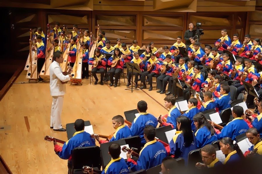 Alma Llanera Ensamble Tipico