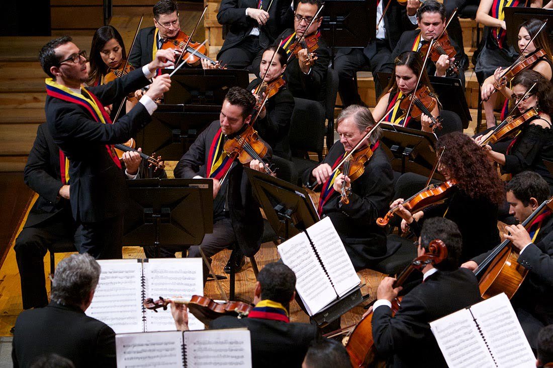 La Sinfónica Simón Bolívar tributó su concierto 40 Aniversario al Maestro Abreu